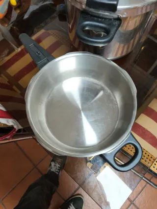 WMF Olla Rápida Perfect Vitrocerámica una grande y