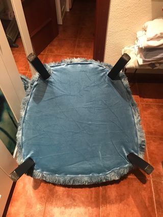 Sillón individual azul y blanco