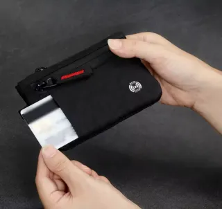 Cartera monedero RFID STOP negra