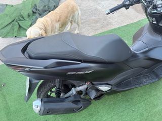 Honda PCX 125cc 2024 - 10400 km