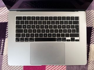 Apple MacBook Air 15 Plata