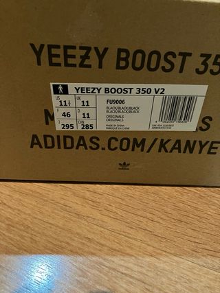 Adidas Yeezy Boost 350 V2 Negro