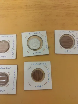 Lote de 5 monedas extranjeras