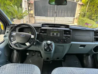Ford Transit 2011