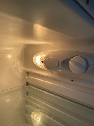 Nevera Hisense Silence con Congelador