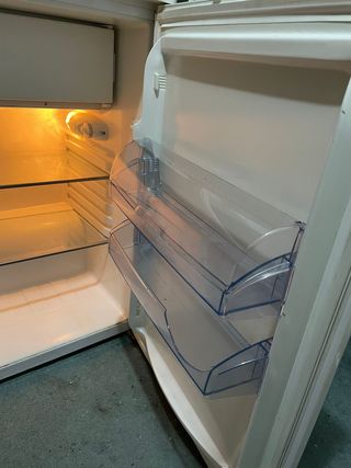 Nevera Hisense Silence con Congelador