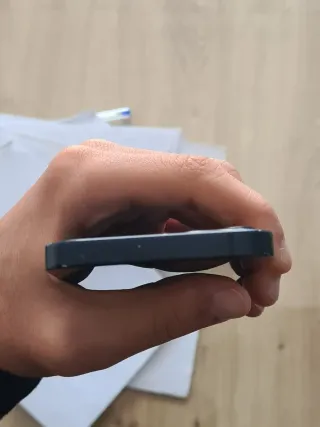 iPhone 12 mini 64gb funciona perfectamente