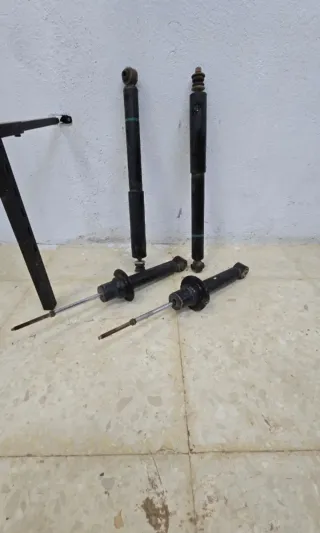 Suspensión Original Montero V80 3.2 D.I.D 2015