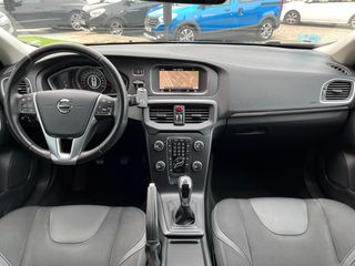 Volvo V40 D2 MOMENTUM 2019