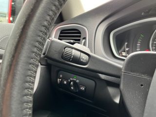 Volvo V40 D2 MOMENTUM 2019