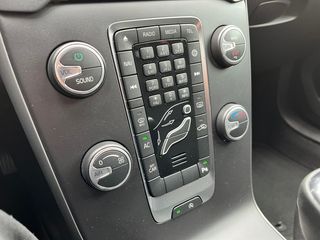 Volvo V40 D2 MOMENTUM 2019