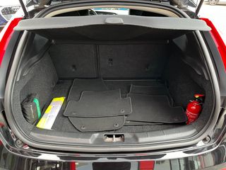 Volvo V40 D2 MOMENTUM 2019