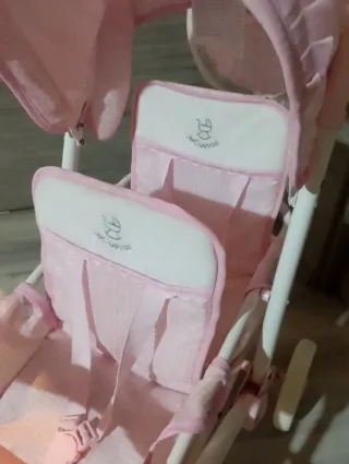 Carro gemelar para muñecos rosa