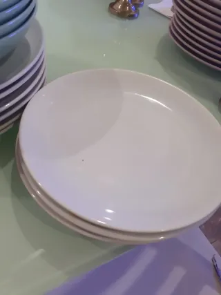 Juego de platos 6 llanos, 6 hondos y  3 postre ike