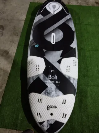 Attrezzatura Windsurf, Vele, Alberi, Fiocchi