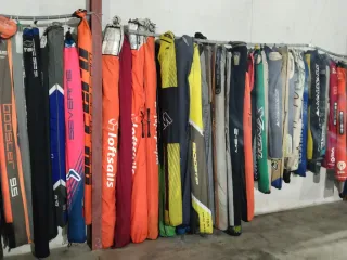 Attrezzatura Windsurf, Vele, Alberi, Fiocchi