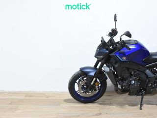 YAMAHA MT-09 Y-AMT (A2)