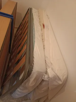 cama infantil con cama nido madera y azul