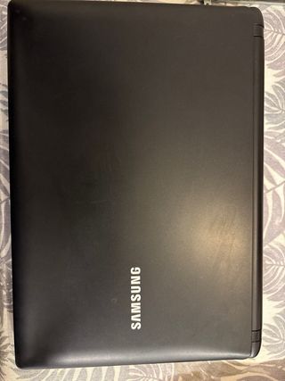 Samsung Notebook Rojo