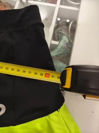 Falda Endless pádel negra y amarilla