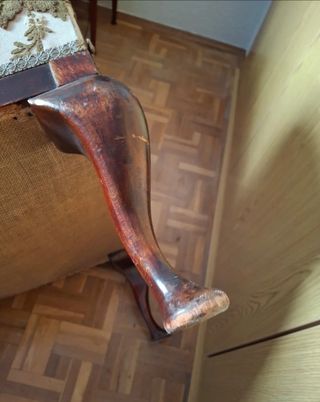 Antigua butaca descalzadora