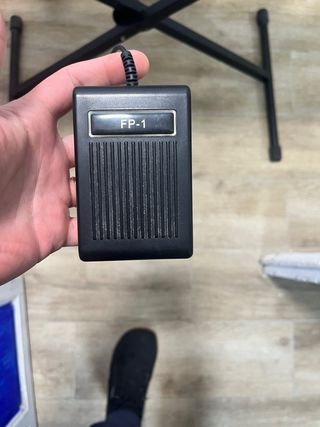 Piano Yamaha Piaggero NP-12