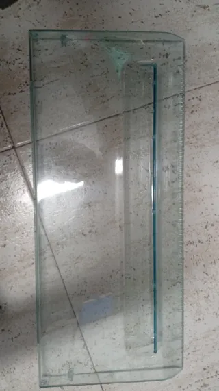 Cajones congelador Electrolux. Más dos tapas.