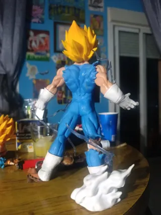 Figura Vegeta Dragon Ball 30 cm
