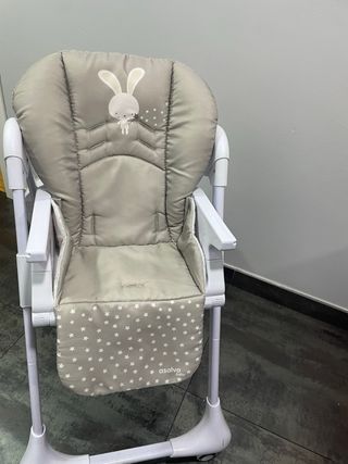 Trona para bebé con ruedas