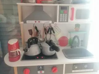 Cocina de juguete de madera