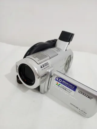 Cámara Sony Handycam DCR-DVD405