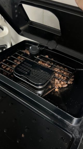 Cafetera DeLonghi Magnifica S Superautomática