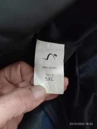 Chaqueta de moto negra