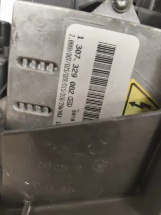 Faro Delantero Derecho BMW X3 E83 xenón