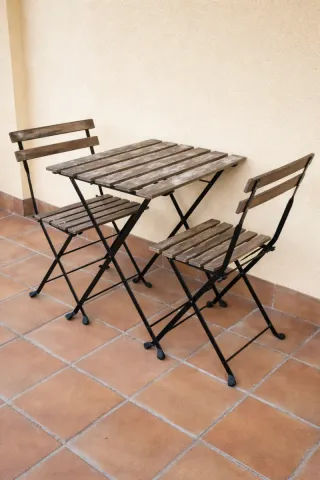 Mesa y 2 Sillas Plegables Exterior Madera