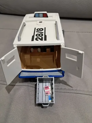 Coche blindado policía Playmobil 28/8