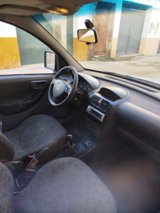 Opel Combo 2004