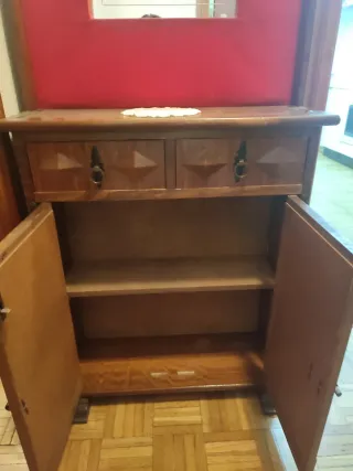 Mueble de entrada antiguo madera y tela