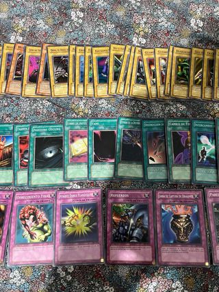 Yu-Gi-Oh! Baraja de Inicio Yugi y Kaiba Konami
