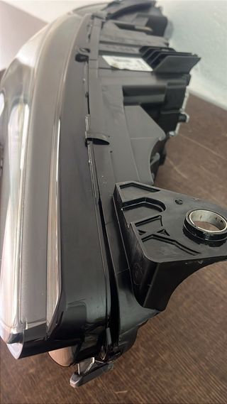 Faro Derecho Alfa Romeo Stelvio ORIGINAL