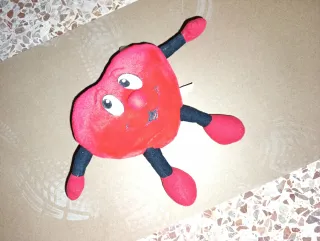 Peluche Corazón Rojo 4€/unidad (Negociables)