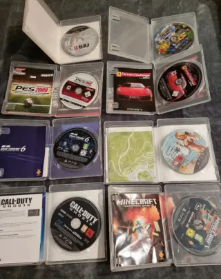 Lote PS3 + 18 juegos + accesorios