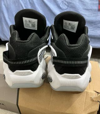 Nike Nocta Glide Scarpa Uomo Nero Bianco