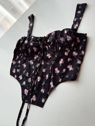 Top Corsé Zara Estampado Flores Talla XS