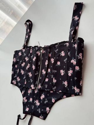 Top Corsé Zara Estampado Flores Talla XS