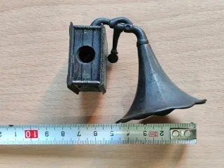 Sacapuntas antiguo gramófono metal vintage