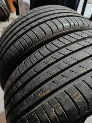 Neumáticos Kumho en buen estado 215/45R16 86H