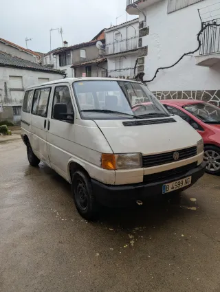 VW Volkswagen Multivan