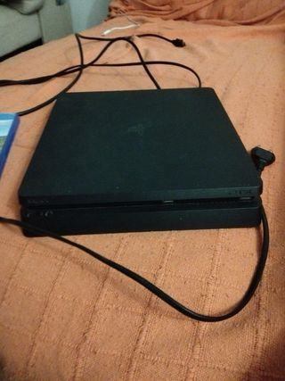 Consola Sony PS4 Negra