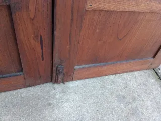 Puertas Armario Madera Talladas a Mano Antiguas.